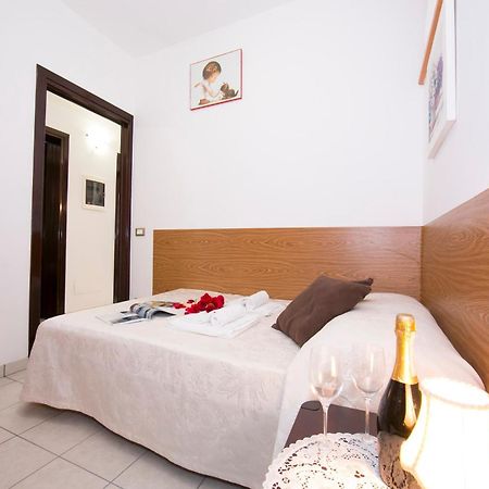 Bella Lake View Colonno المظهر الخارجي الصورة