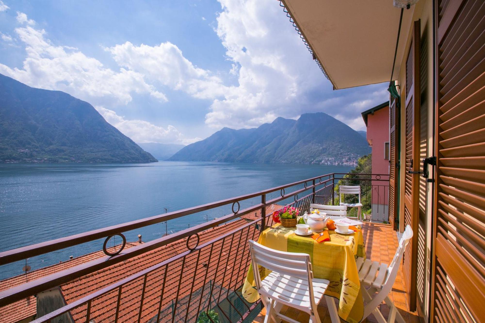 Bella Lake View Colonno المظهر الخارجي الصورة